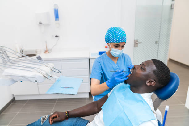 Best Weekend Emergency Dentist in Macom, IL